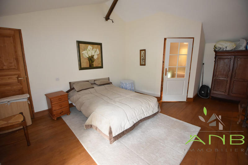 Maison - 286 m² - 6 pièces