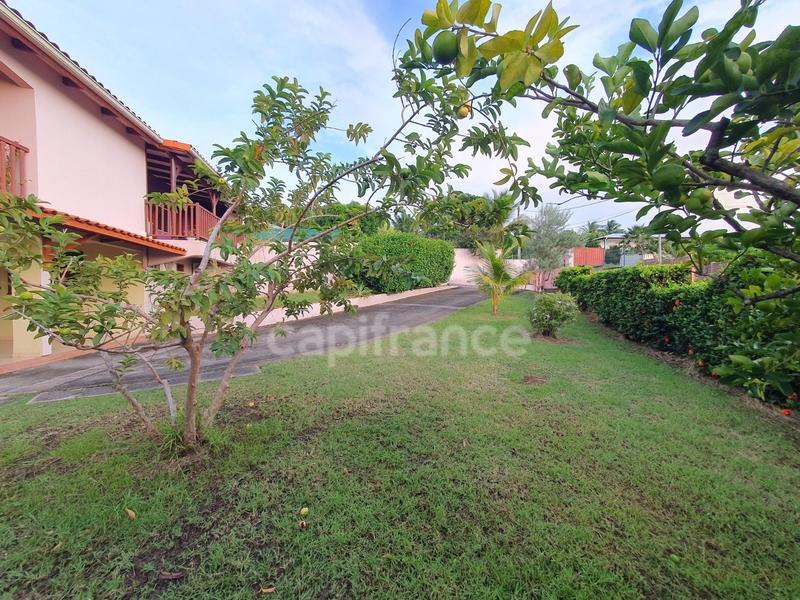 Maison - 163 m² - 6 pièces