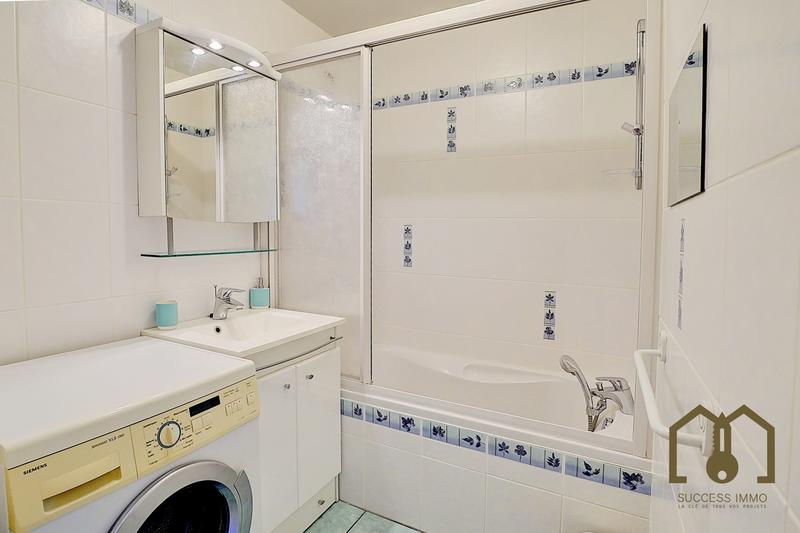 Appartement - 75 m² - 3 pièces