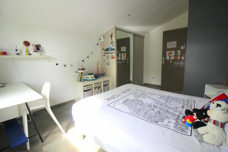 Maison - 192 m² - 5 pièces