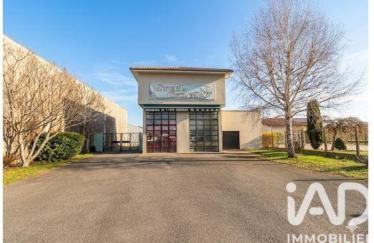 Maison - 160 m² - 10 pièces