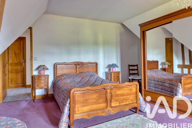 Maison - 280 m² - 7 pièces