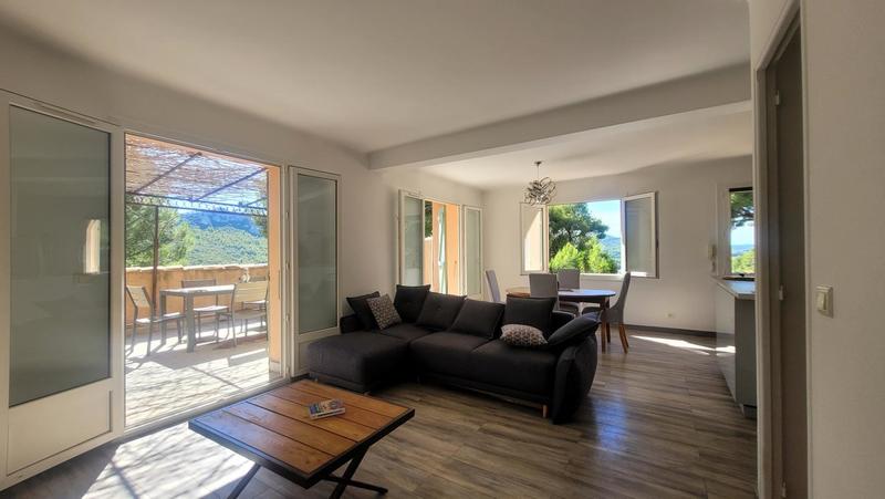 Appartement - 86 m² - 4 pièces