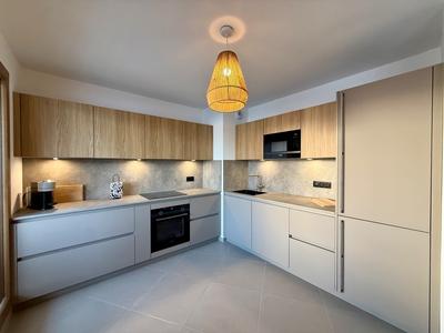 Appartement - 89 m² - 4 pièces