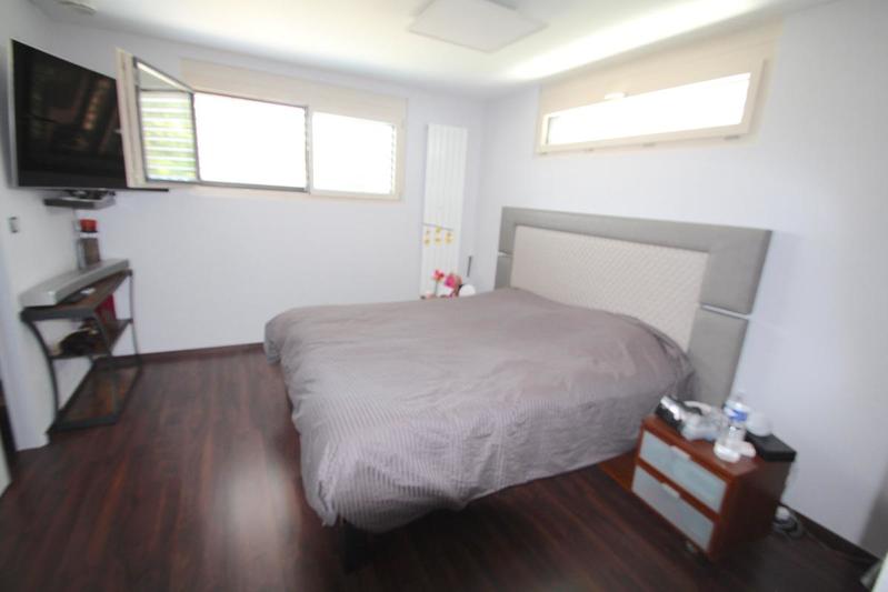 Villa - 184 m² - 6 pièces