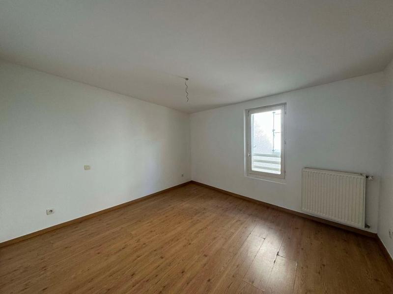 Appartement - 100 m² - 4 pièces