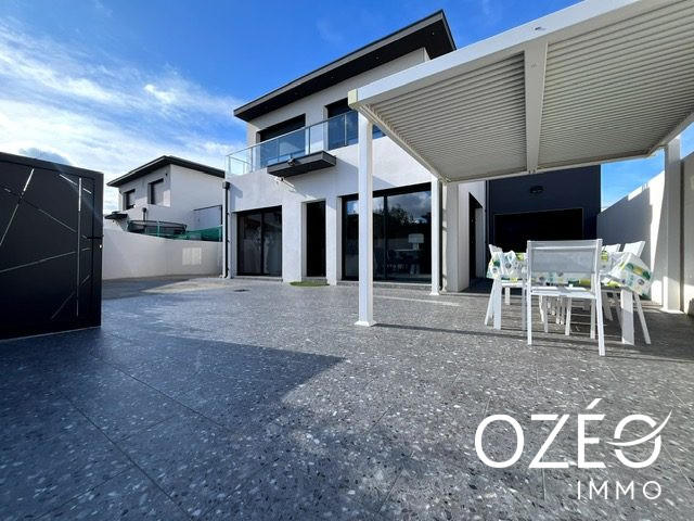 Villa - 105 m² - 5 pièces