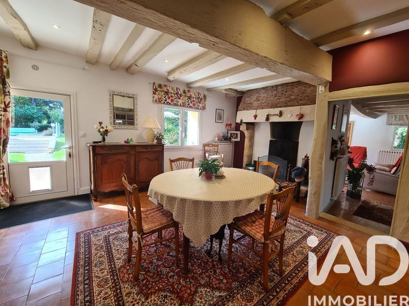 Maison - 200 m² - 7 pièces