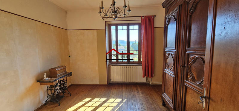 Maison - 160 m² - 5 pièces
