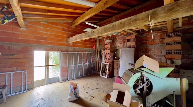 Propriété - 100 m² - 5 pièces