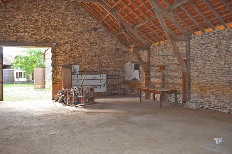 Maison - 330 m² - 13 pièces