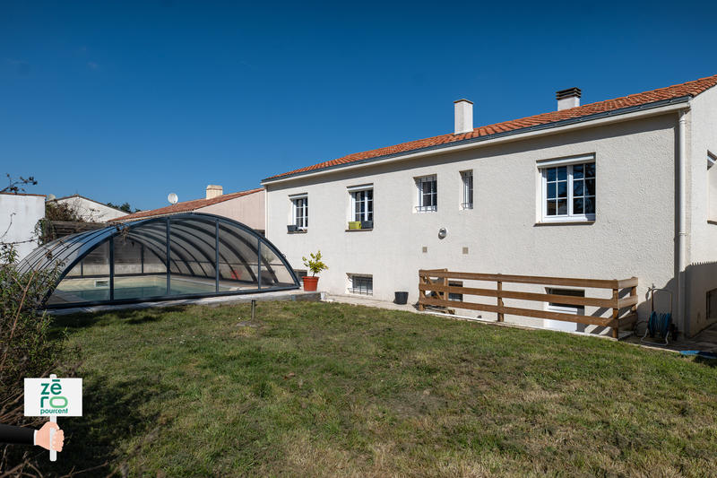 Maison - 97 m² - 5 pièces