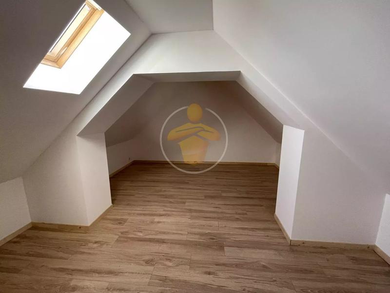 Maison - 105 m² - 5 pièces