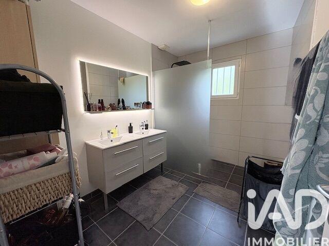 Maison - 93 m² - 4 pièces