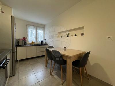 Appartement - 91 m² - 4 pièces