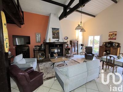 Maison - 230 m² - 9 pièces