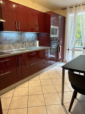 Appartement - 88 m² - 4 pièces