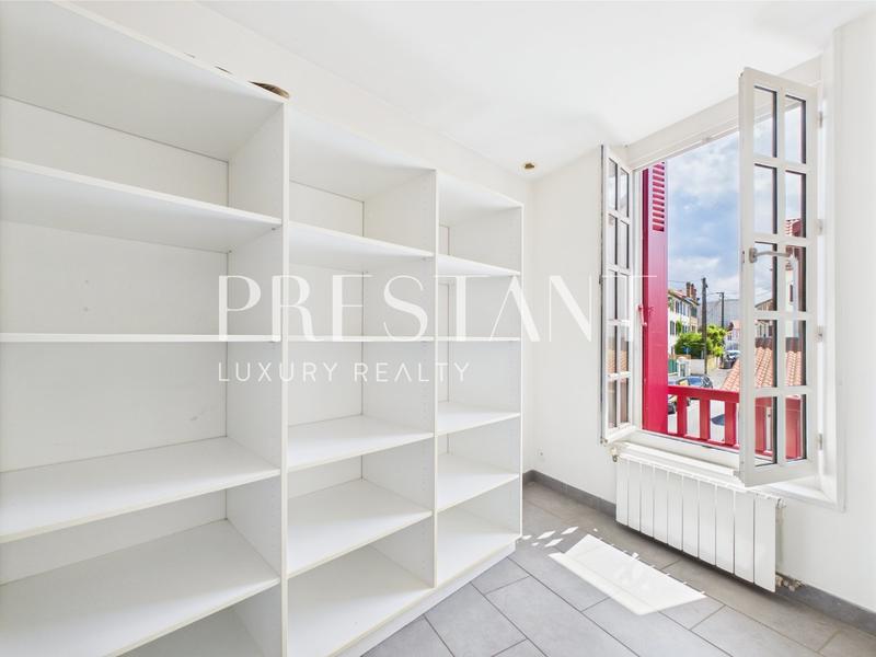 Maison de ville - 209 m² - 4 pièces