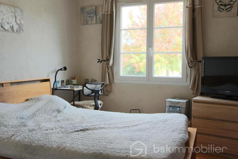 Maison - 335 m² - 11 pièces