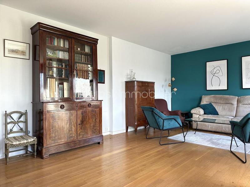 Appartement - 87 m² - 3 pièces