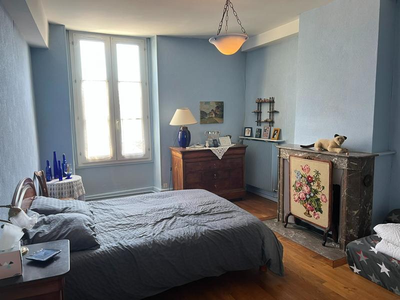 Maison de maîtres - 208 m² - 8 pièces