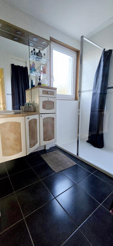 Maison - 76 m² - 4 pièces