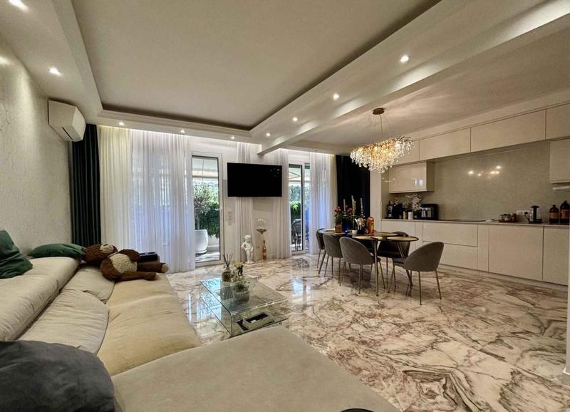 Appartement - 108 m² - 4 pièces