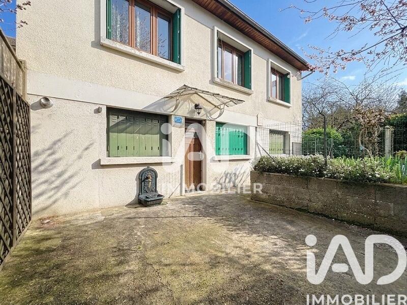 Maison - 110 m² - 4 pièces