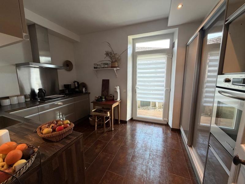 Maison - 151 m² - 5 pièces