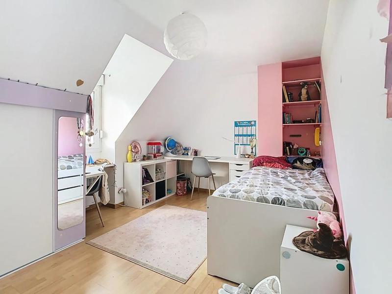 Maison - 135 m² - 6 pièces