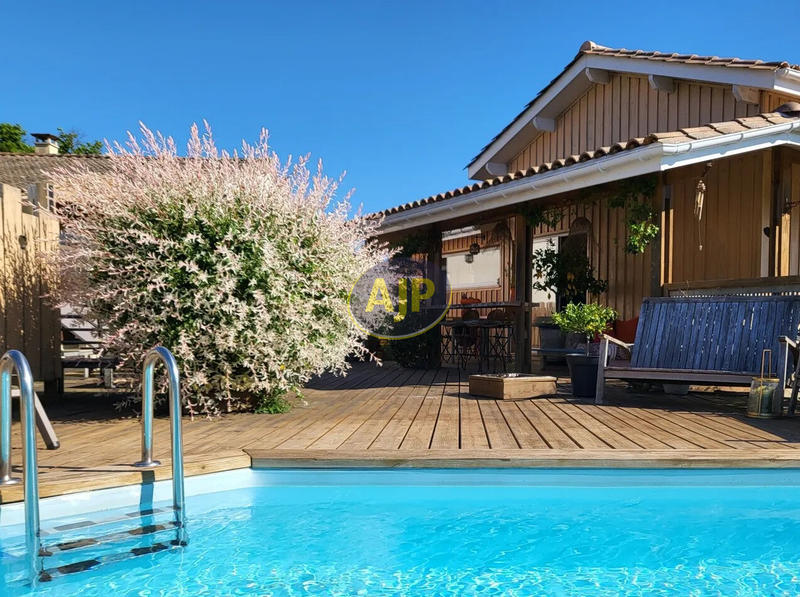 Maison - 105 m² - 4 pièces