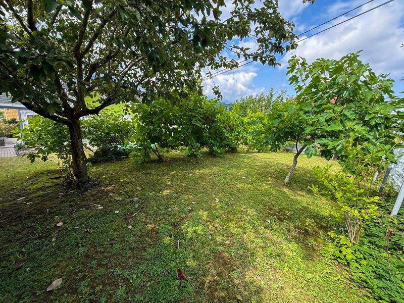 Appartement - 185 m² - 6 pièces