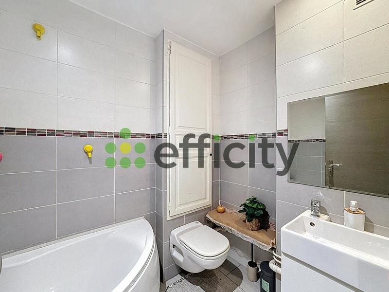 Appartement - 81 m² - 4 pièces