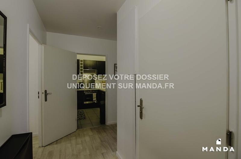Chambre - 11 m² - 4 pièces