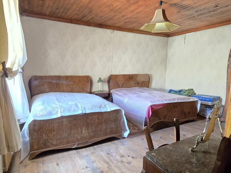 Corps de ferme - 237 m² - 9 pièces