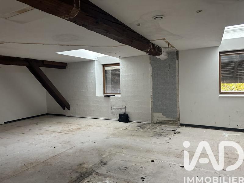 Loft - 240 m² - 3 pièces