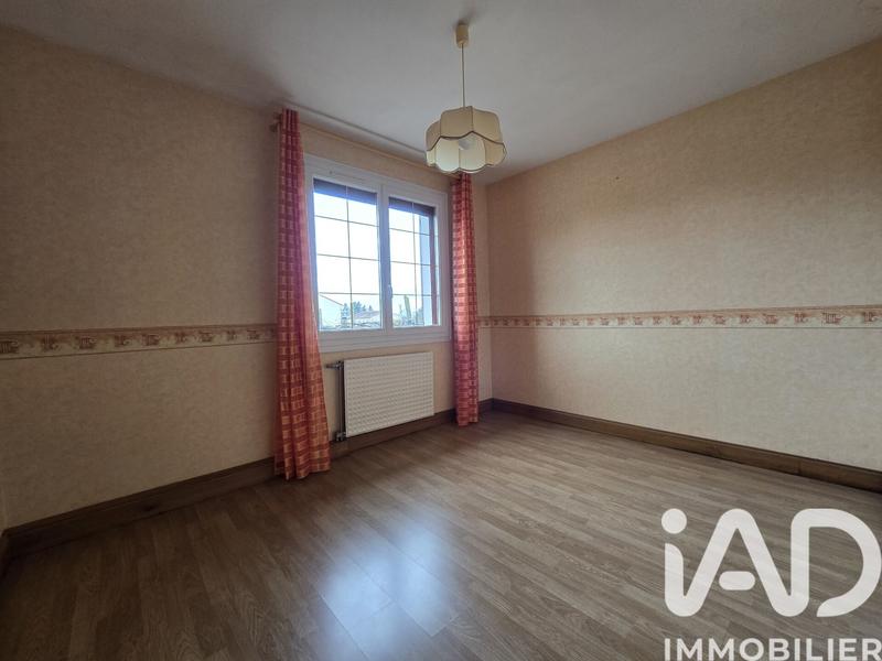 Maison - 99 m² - 5 pièces