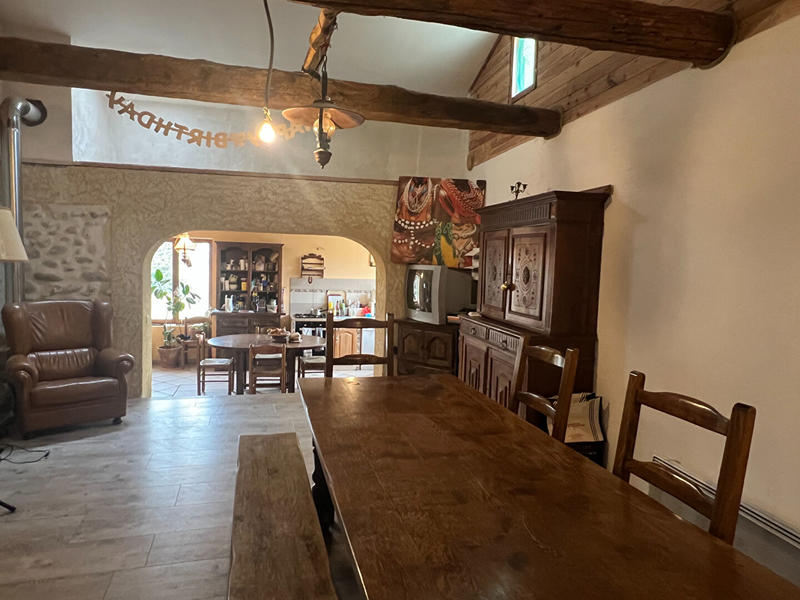 Maison - 266 m² - 9 pièces