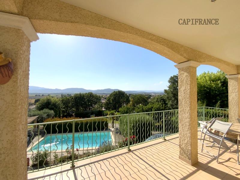 Maison - 192 m² - 7 pièces