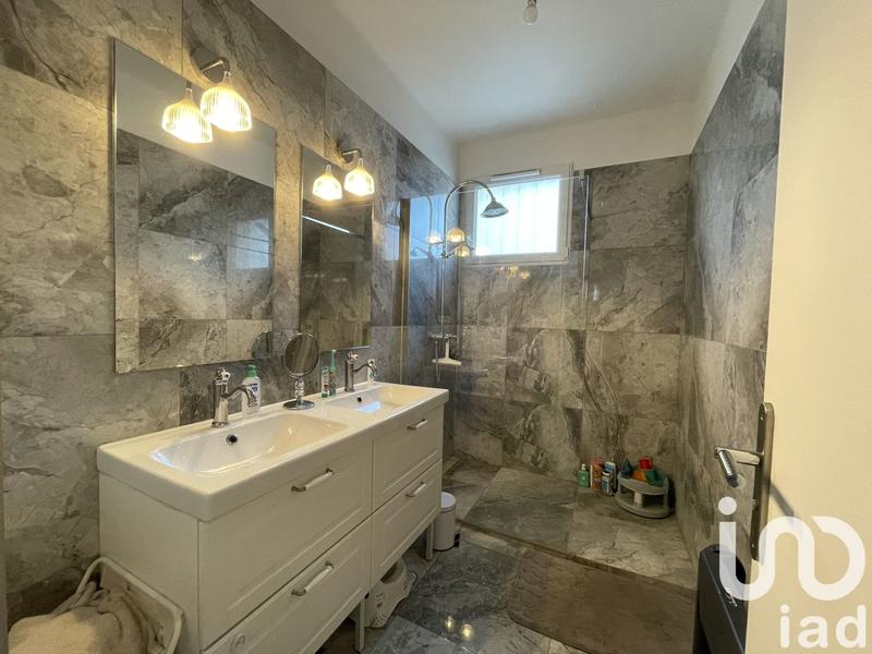 Appartement - 97 m² - 5 pièces