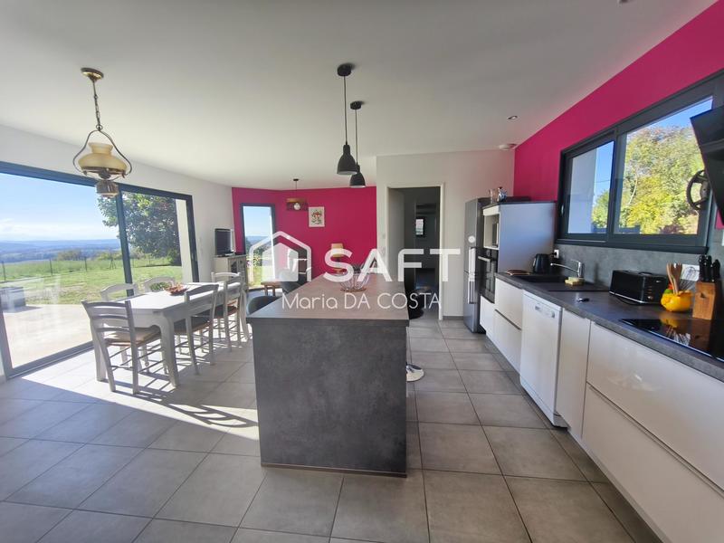 Maison - 102 m² - 4 pièces