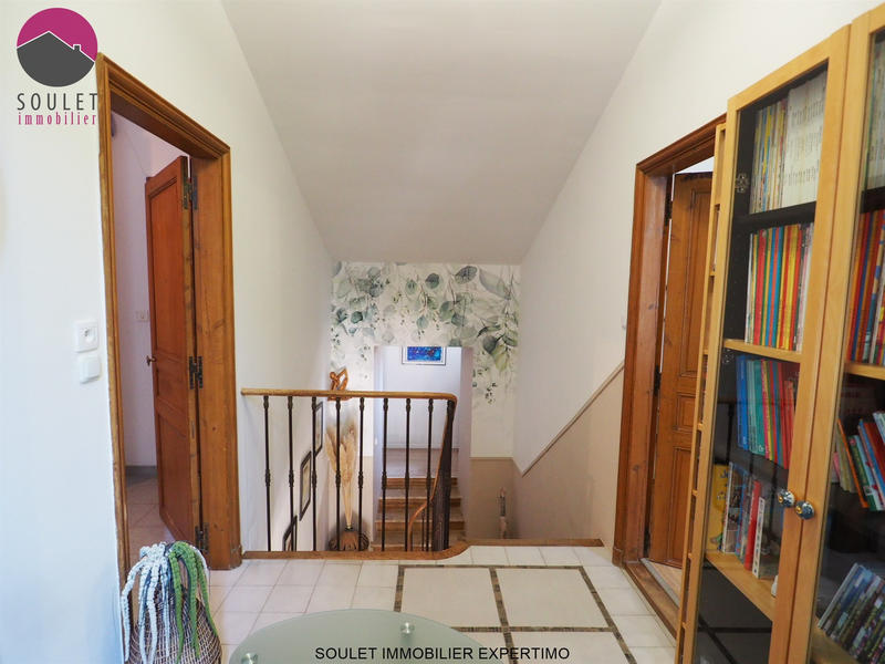 Propriété - 435 m² - 17 pièces