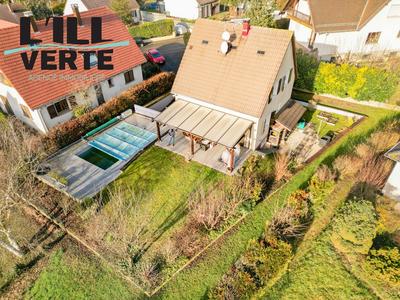 Maison - 90 m² - 5 pièces