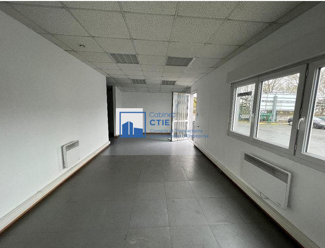 Bureau - 50 m²