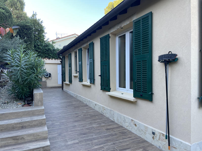 Villa - 96 m² - 4 pièces
