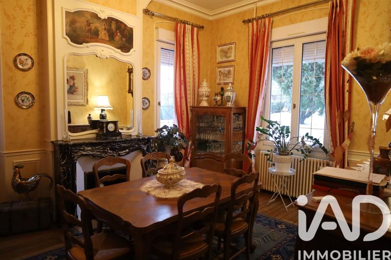 Maison - 273 m² - 7 pièces