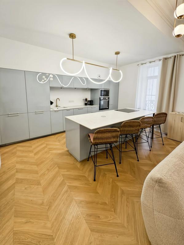 Appartement - 86 m² - 4 pièces