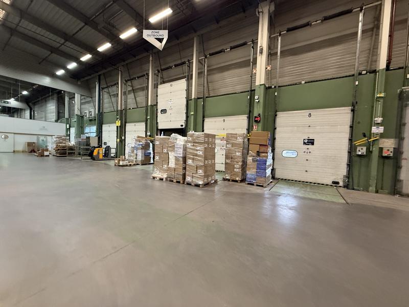 Local d'activités - 12 000 m²