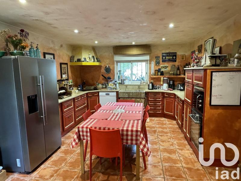 Maison - 213 m² - 6 pièces
