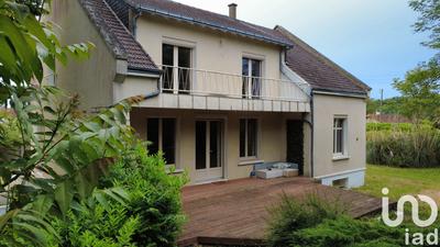 Maison - 181 m² - 7 pièces